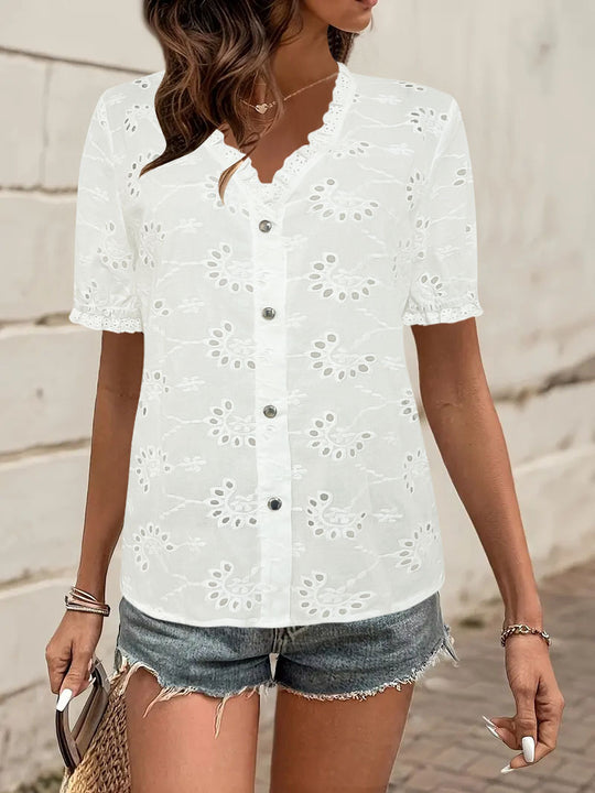 Damen luftiges Blusenshirt mit kunstvollen Lochmustern und Knopfdetails EB