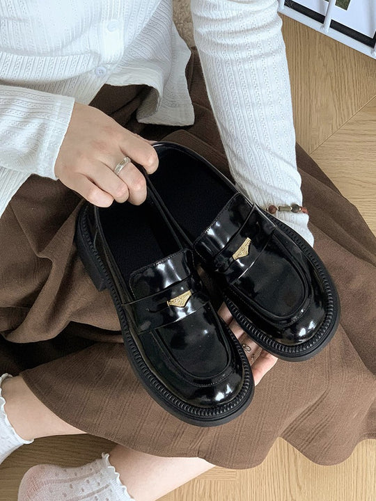 Damen Elegante Loafers mit modischer Schnallenverzierung EB