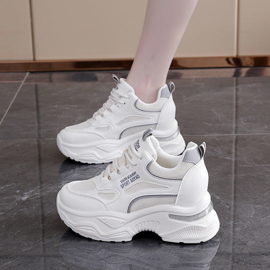 Damen Sportliche Sneaker mit dicker Dämpfung und atmungsaktiver Obermaterialstruktur EB