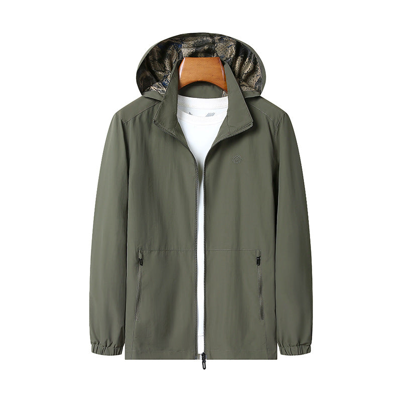 Herren Leichte Wind- und Wasserabweisende Kapuzenjacke mit Camouflage-Innenfutter EB