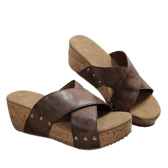 Damen nan Keilsandalette mit Fersenriemen, ergonomischem Fußbett, Korkoptik-Plateau und gepolstertem Zehenbereich EB