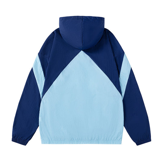 Herren sportliche Windjacke mit verstellbarem Kapuzensystem und reflektierenden Details EB