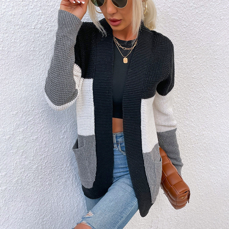 Damen Strickjacke mit lässigem Schnitt und praktischen Taschen EB