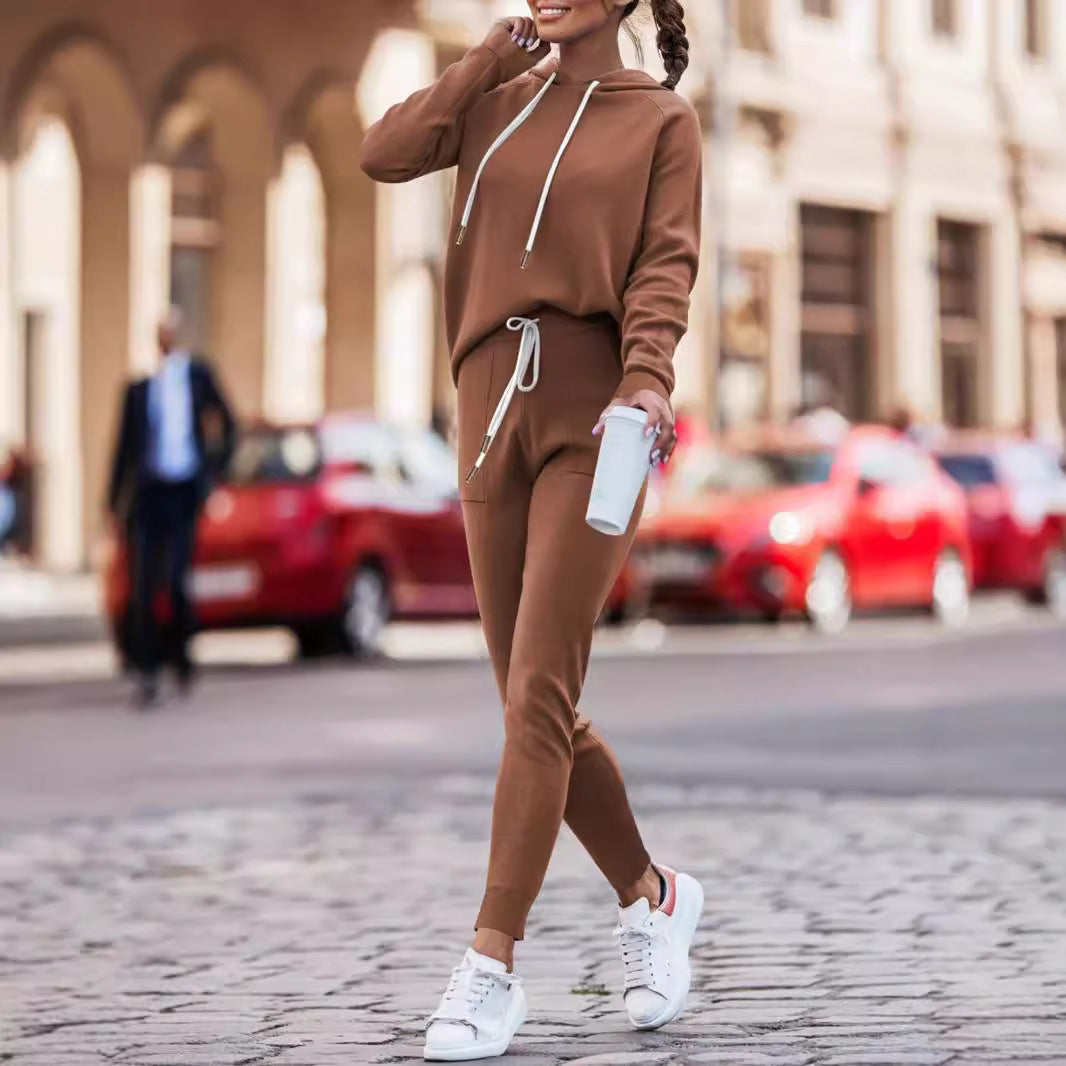 Damen Lässiges Kapuzenpulli- und schmalgeschnittenes Jogginghose-Set EB
