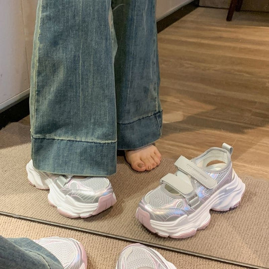Damen Sportliche Sneakers mit atmungsaktiven Netz-Strukturen und verstellbaren Riemen EB