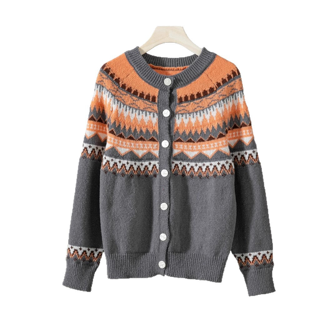Damen Strickjacke mit aufwendigen geometrischen Mustern und nachhaltigem Material EB