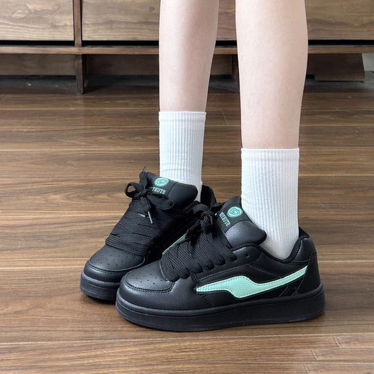 Damen Sneakers im modernen Design mit atmungsaktiver Oberflächenstruktur und komfortabler Dämpfung EB