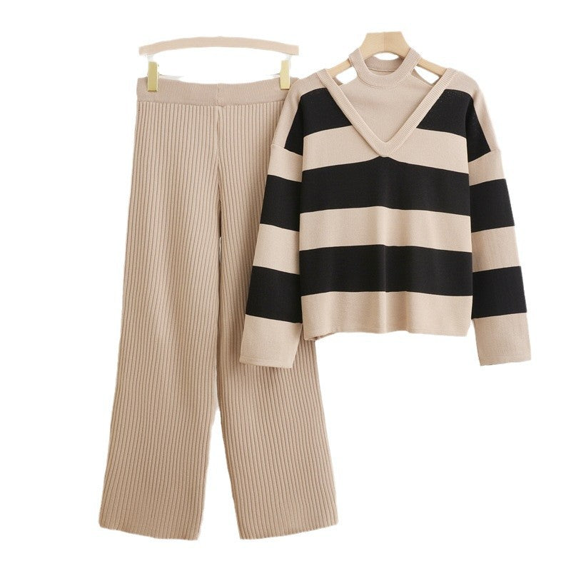 Damen modisches Strickensemble mit V-Ausschnitt und breiten Streifen EB