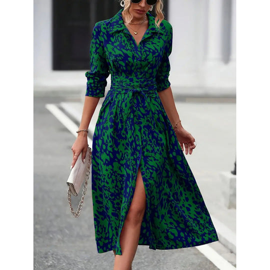 Damen Maxikleid mit figurbetontem Schnitt und elegantem Animal-Print EB