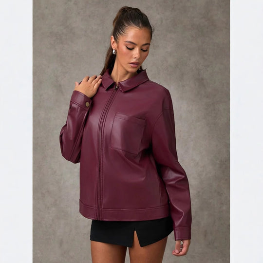 Damen Kunstlederjacke mit oversized Schnitt und praktischer Brusttasche EB