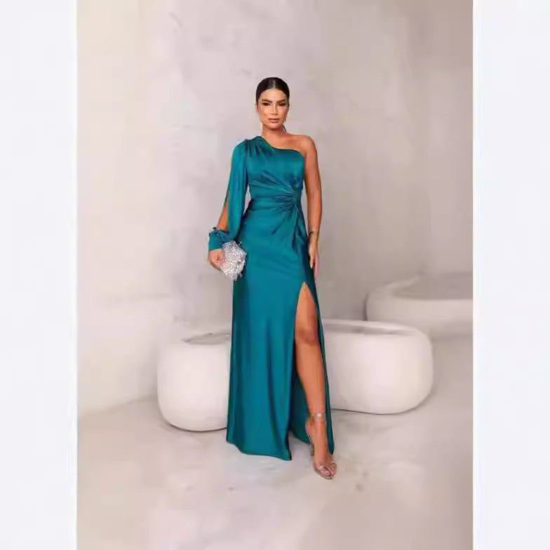 Damen Abendkleid mit asymmetrischem Ausschnitt und eleganter Faltenlegung EB
