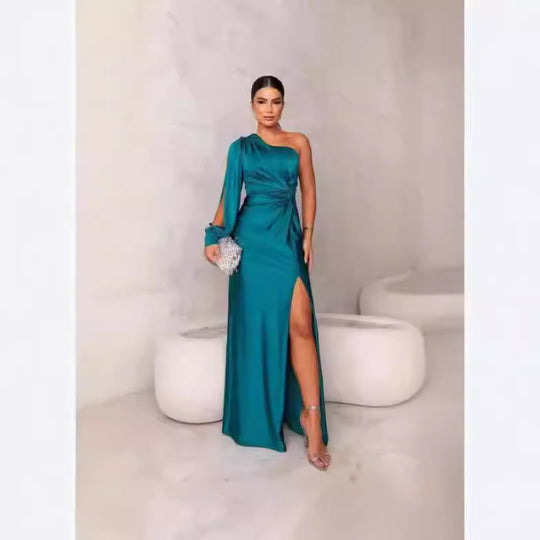 Damen Abendkleid mit asymmetrischem Ausschnitt und eleganter Faltenlegung EB
