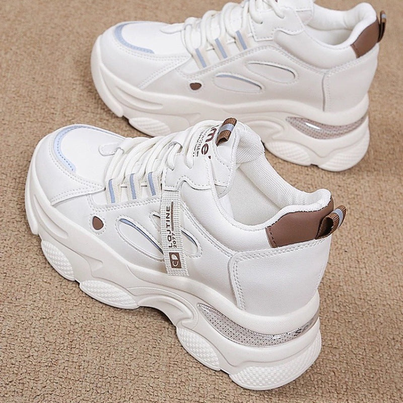 Damen Sportliche Sneakers mit atmungsaktiver Mesh-Oberfläche und dämpfender Laufsohle EB