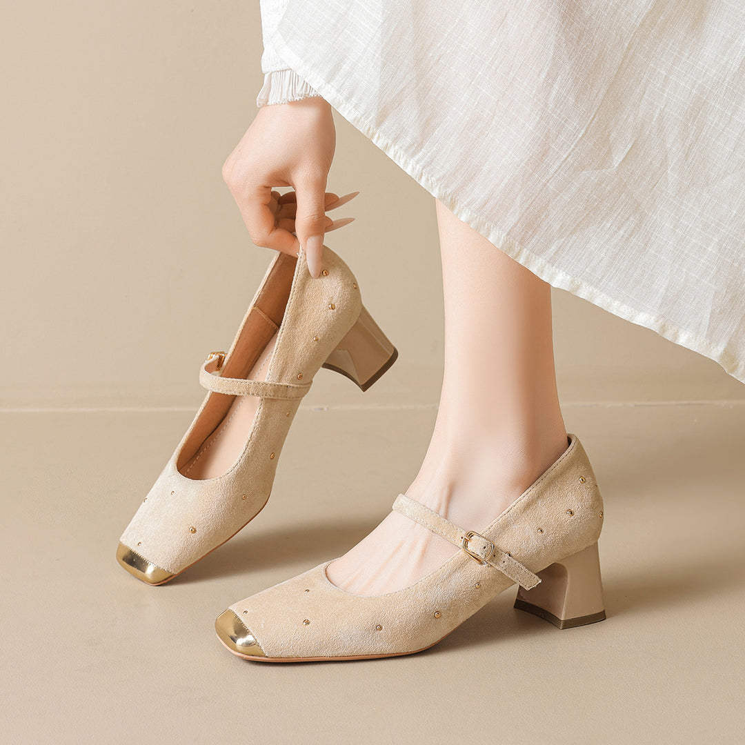 Damen Pumps mit elegantem Riemchen und funkelnden Strassapplikationen EB