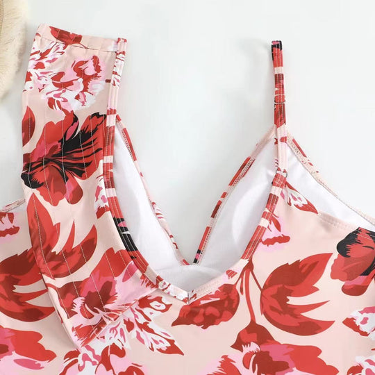 Damen Badeanzug mit floralem Design und passendem Rock EB