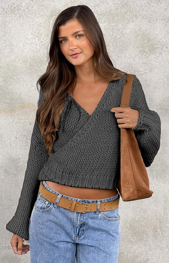 Damen kuscheliger Strickpullover mit modernem Wickeldesign EB