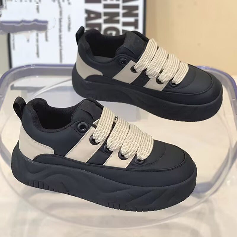 Damen Plattform Sneakers mit dickem Gummi-Style und farblich abgesetzten Details EB