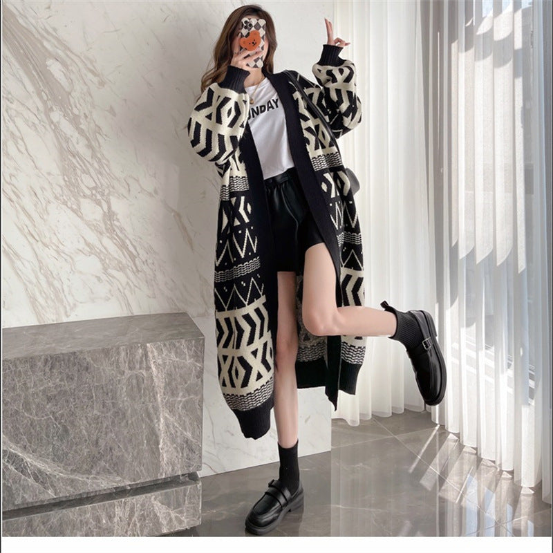 Damen Long Cardigan mit grafischem Design und tiefen Taschen EB