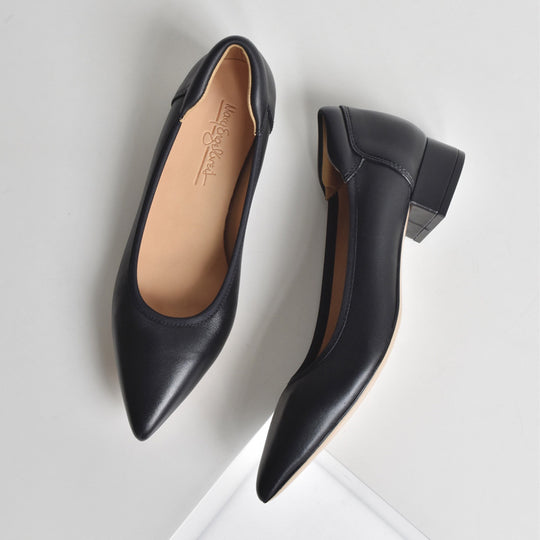 Damen elegante spitz zulaufende Ballerinas mit weichem Fußbett EB