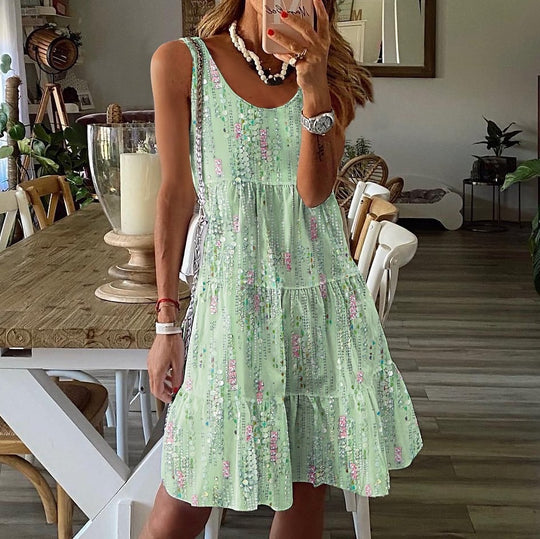 Damen luftiges Sommerkleid mit fließendem Rock und dekorativen Details EB