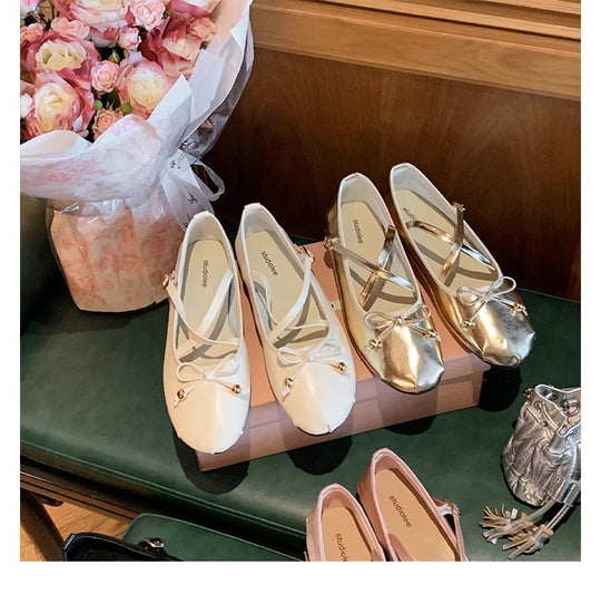 Damen Ballerinas mit feinen Riemen und charmantem Schleifendetail EB
