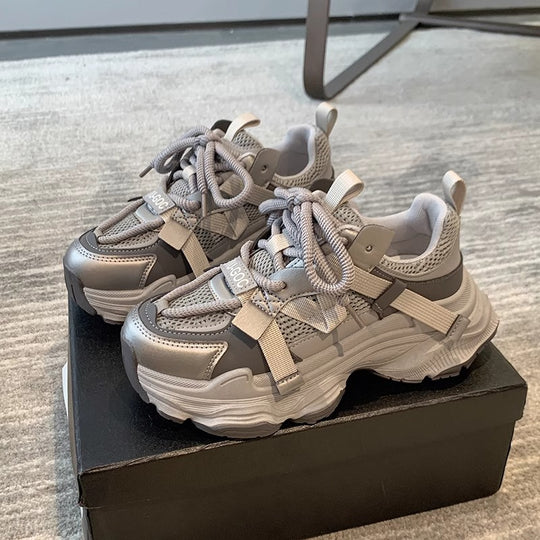 Damen Atmungsaktive Sneakers mit innovativem Schnürsystem EB