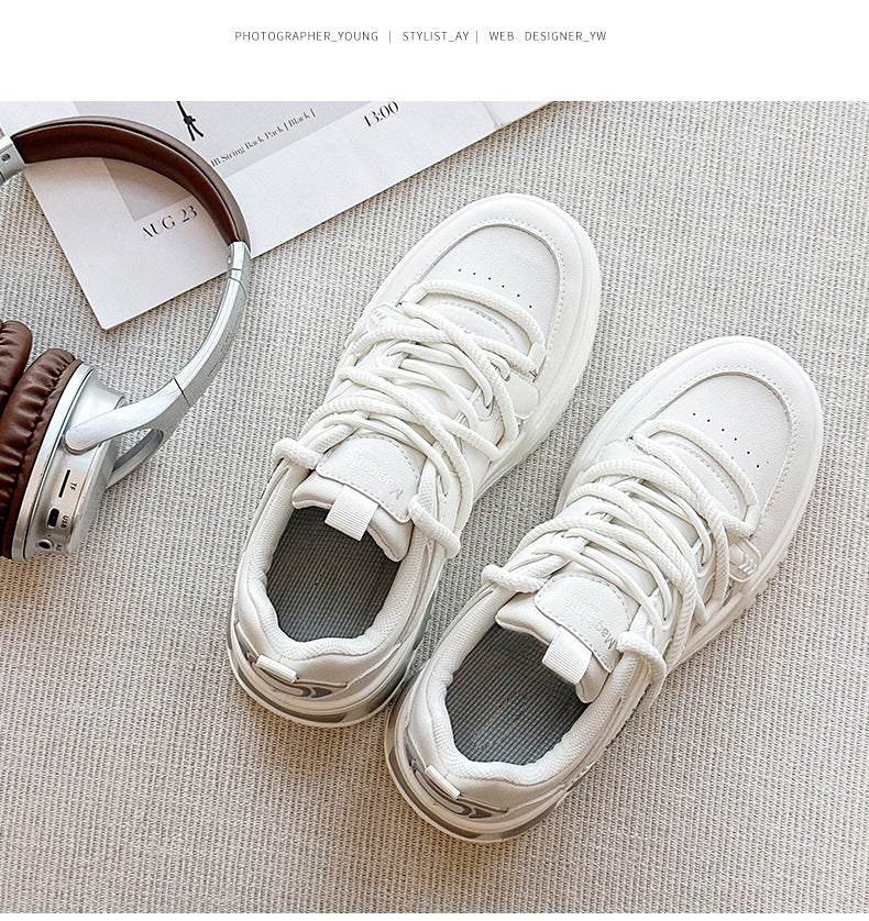 Damen Sportliche Sneakers mit dämpfenden Elementen und robuster Sohle EB