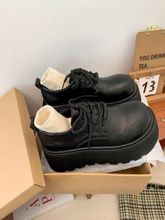 Damen Modische Schnürschuhe mit robustem Plateau und sockenähnlichem Detail EB