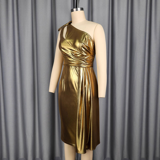 Damen Elegantes Abendkleid mit asymmetrischem Schnitt und voluminösem Drapierungselement EB