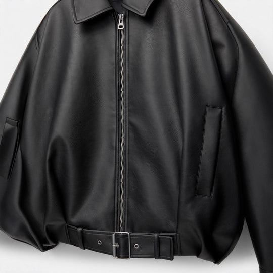 Damen nan kurz geschnittene Kunstlederjacke mit durchgehendem Reißverschluss und taillierendem Gürtel EB