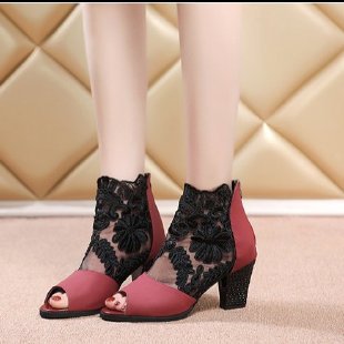 Damen Elegante Peep-Toe Stiefeletten mit Spitzeneinsatz EB