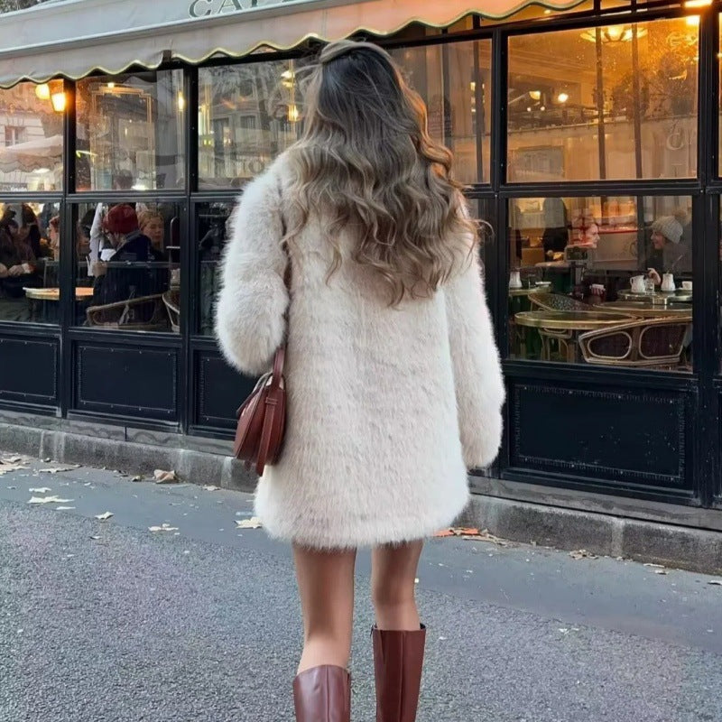 Damen Kuschelige Teddyjacke mit elegantem Revers und großzügigen Taschen EB