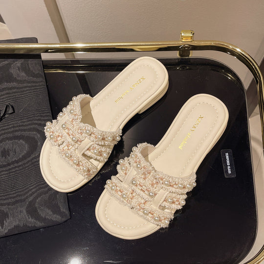 Damen Glamouröse Sandalen mit luxuriösen Perlenapplikationen EB