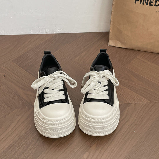 Damen Plateau-Sneakers mit modischer Schnürung und verstärkter Sohle EB