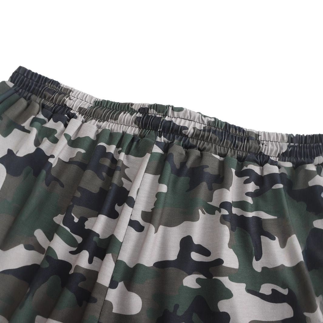 Herren Camouflage Sportanzug mit modernem Design und praktischen Taschen R&B