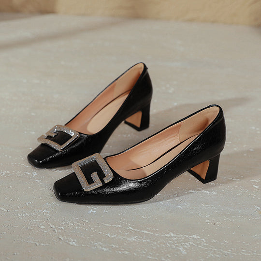 Damen elegante Absatzschuhe mit modischem Schmuckdetail EB