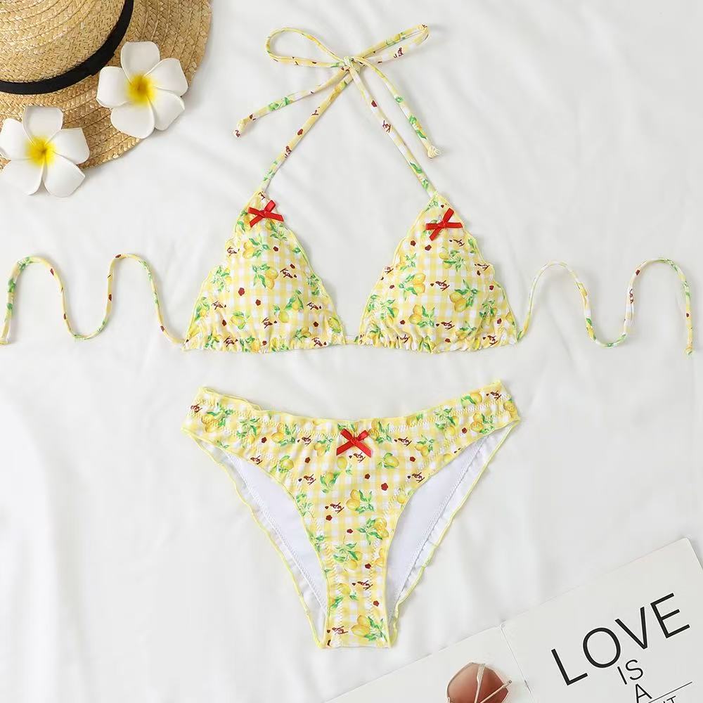 Damen Bikini-Set mit verspieltem Zitronenmuster und Rüschendetails EB
