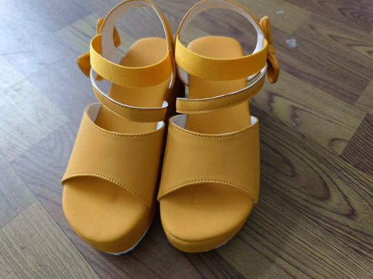 Damen Wedge-Sandalen mit dekorativem Schleifen-Detail und elastischem Riemen EB