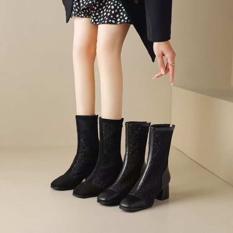 Damen Elegante und modische Ankle Boots mit zeitloser Spitze und komfortablem Blockabsatz EB