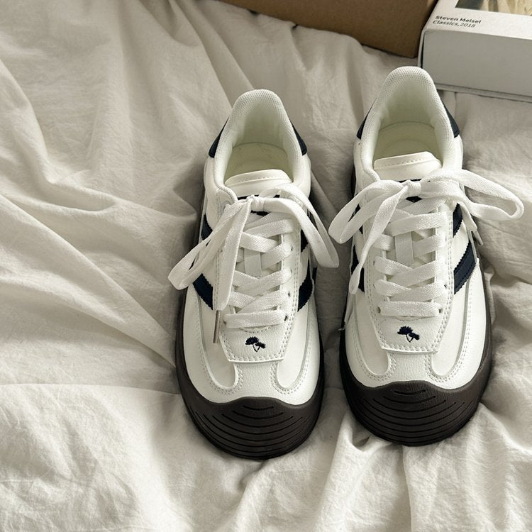 Damen Sportliche Sneaker mit robustem Profil und atmungsaktiver Obermaterial EB