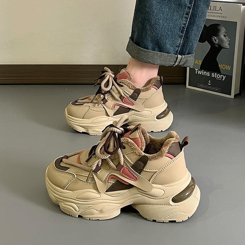 Damen Chunky Sneakers mit atmungsaktivem Obermaterial und stylishen Akzenten EB