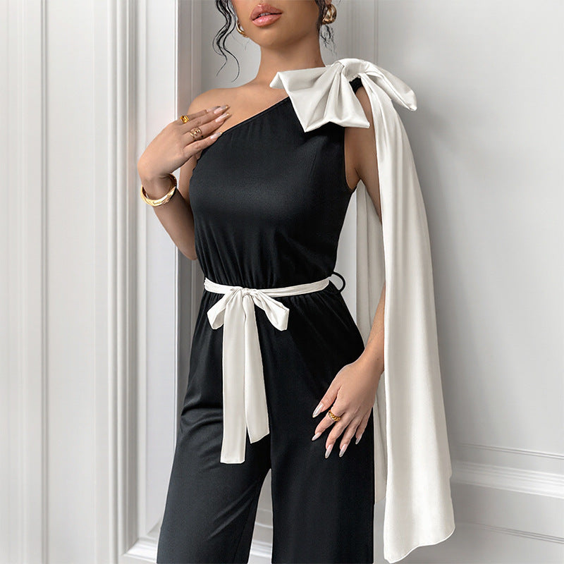 Damen eleganter Jumpsuit mit asymmetrischem Ausschnitt und dekorativem Taillengürtel EB
