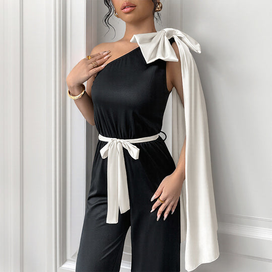 Damen eleganter Jumpsuit mit asymmetrischem Ausschnitt und dekorativem Taillengürtel EB