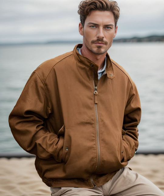 Herren funktionale Freizeitjacke im sportlichen Design mit gerundetem Kragen EB