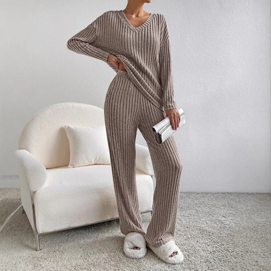 Damen Komfortables und stilvolles Lounge-Set mit Rippenstruktur EB