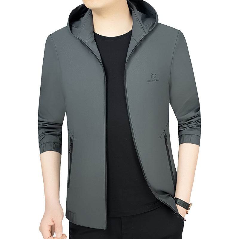 Herren Kapuzen-Softshelljacke mit wind- und wasserabweisender Membran und Reißverschlusstaschen EB