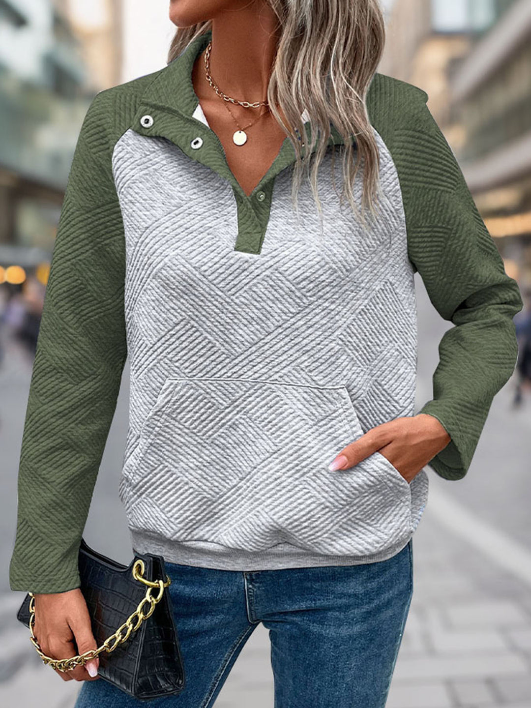 Damen modischer Stehkragen-Pullover mit strukturierter Oberfläche EB