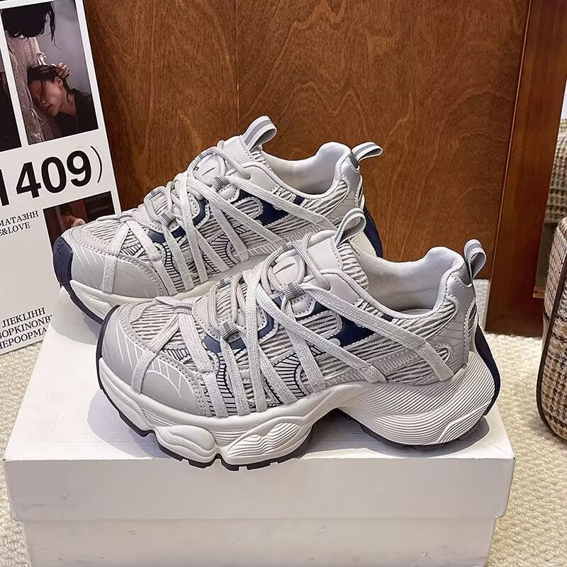 Damen Sportliche Schnür-Sneaker mit atmungsaktiven Einsätzen EB