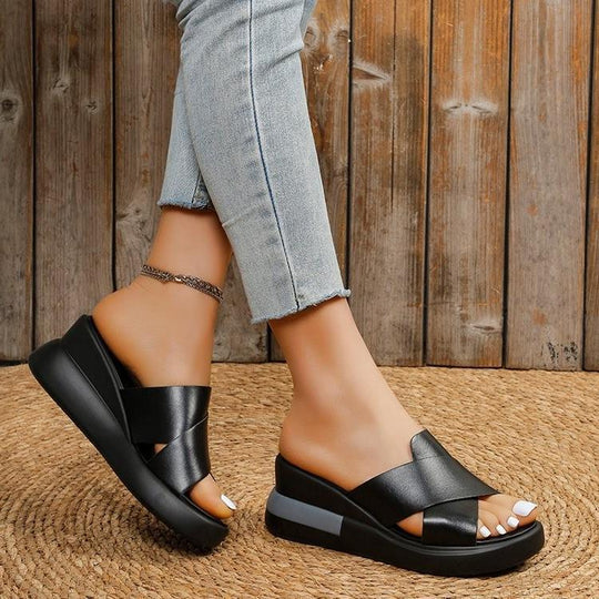 Damen Komfortable Riemensandalen mit modischem Design EB