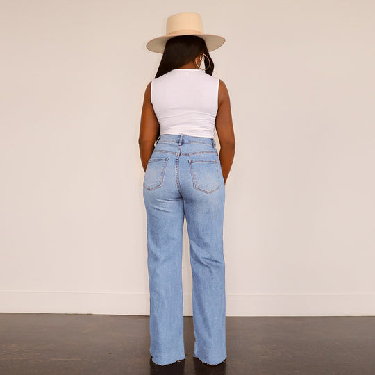 Damen Hochtaillierte Bootcut Jeans mit angesagtem Destroyed-Effekt EB